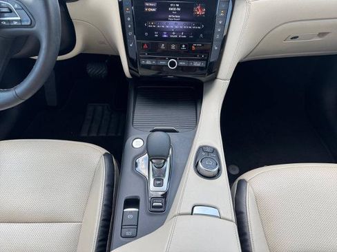 Used 2021 INFINITI QX50 Essential w/ Convenience Package AWD/4WD image 11