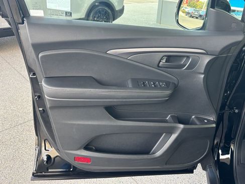 Used 2025 Honda Ridgeline Sport+ image 25