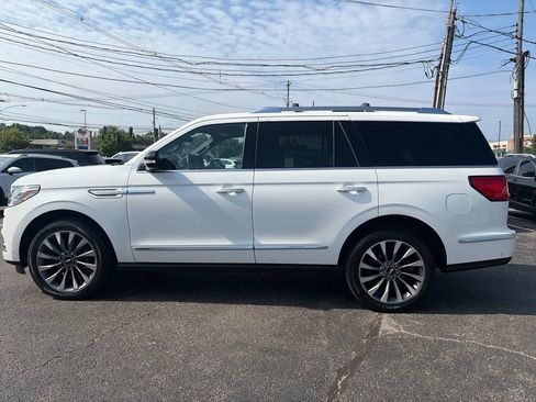 Used 2021 Lincoln Navigator Reserve w/ Luxury Package AWD/4WD image 4