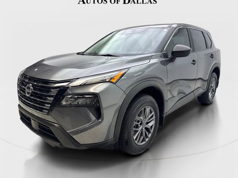 Used 2024 Nissan Rogue S AWD/4WD image 2