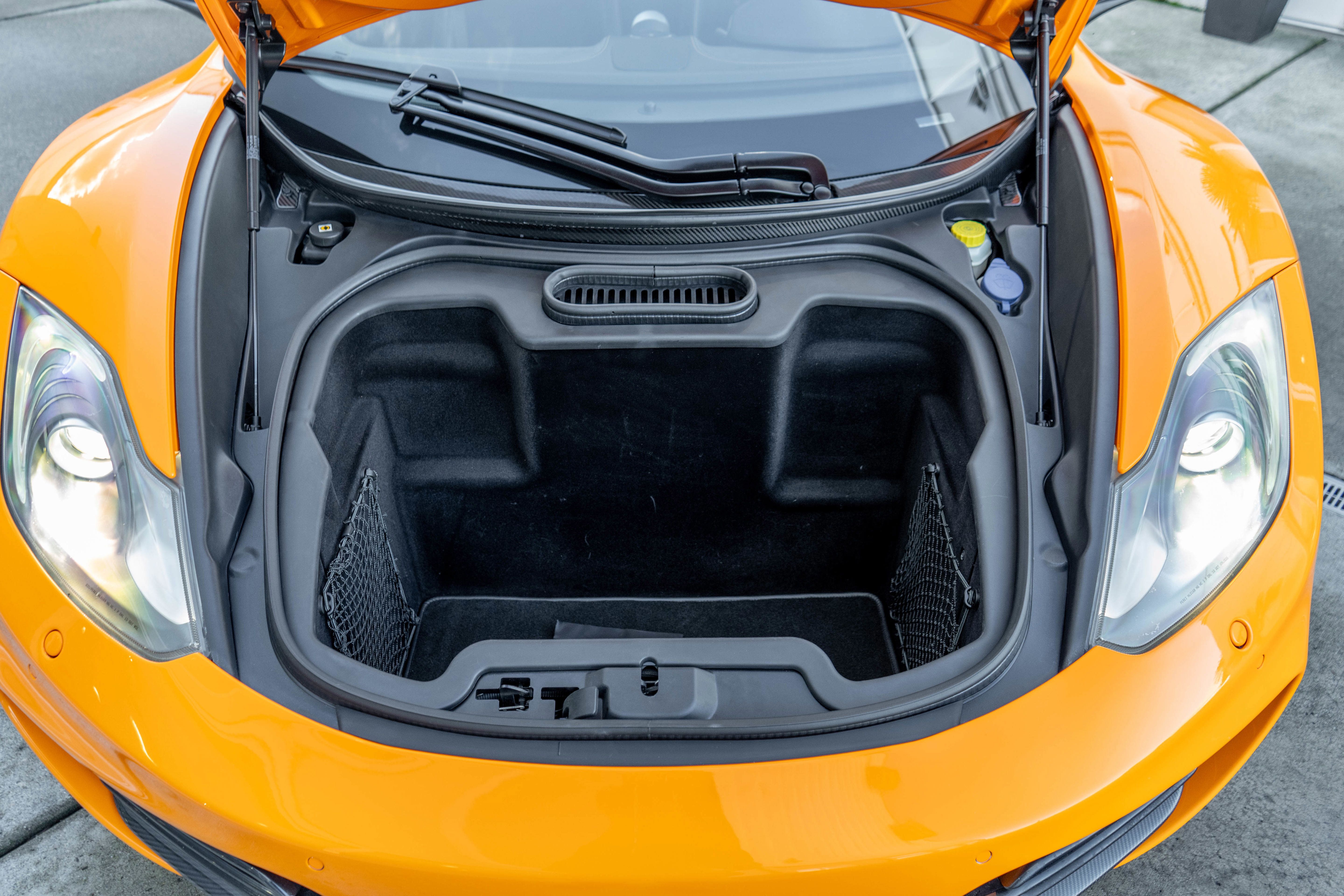 Used 2013 McLaren MP4-12C Spider RWD image 36