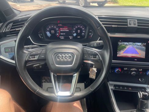 Used 2021 Audi Q3 2.0T Premium image 14