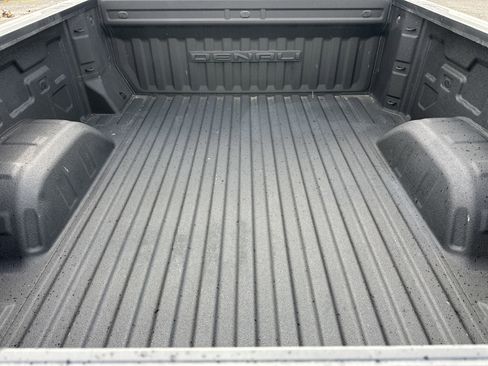 Used 2023 GMC Sierra 1500 Denali w/ Technology Package image 5