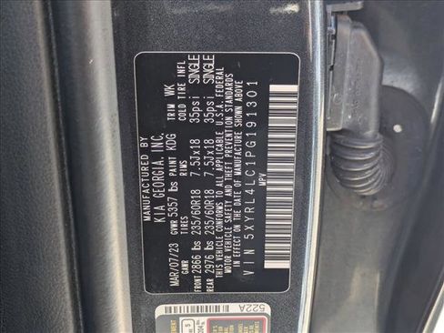 Used 2023 Kia Sorento S image 26