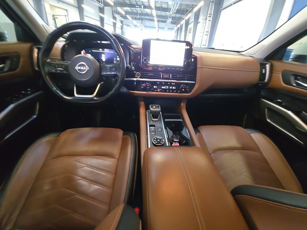 Used 2023 Nissan Pathfinder Platinum AWD/4WD image 21