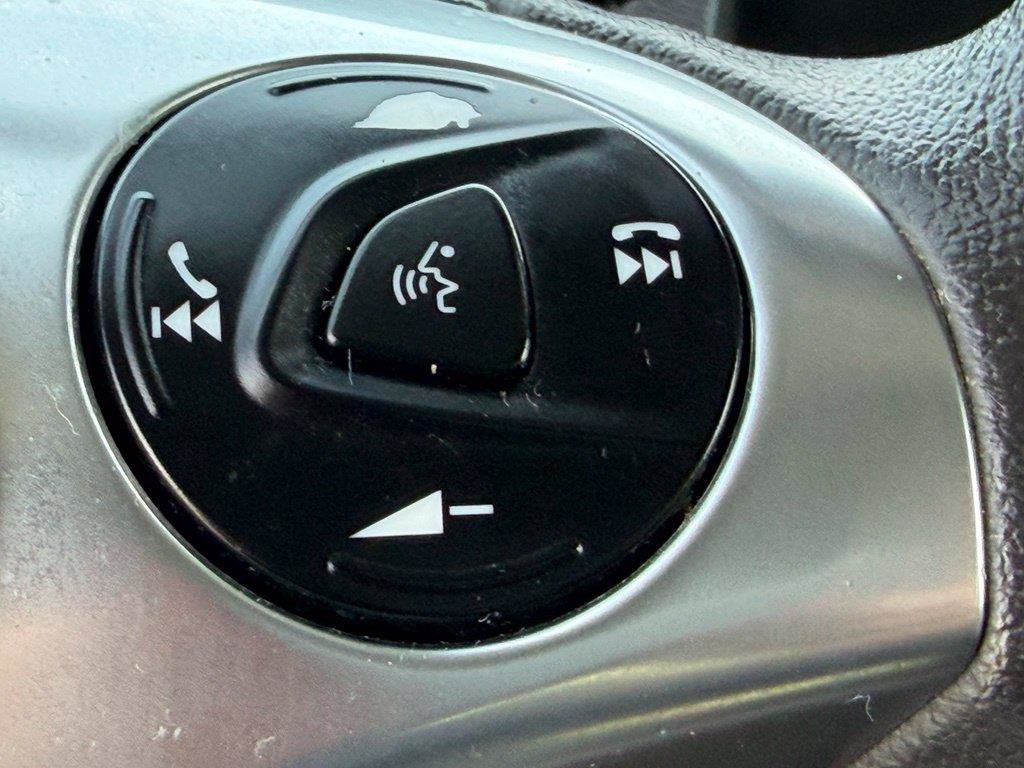 Used 2019 Ford Transit 150 XLT RWD image 21