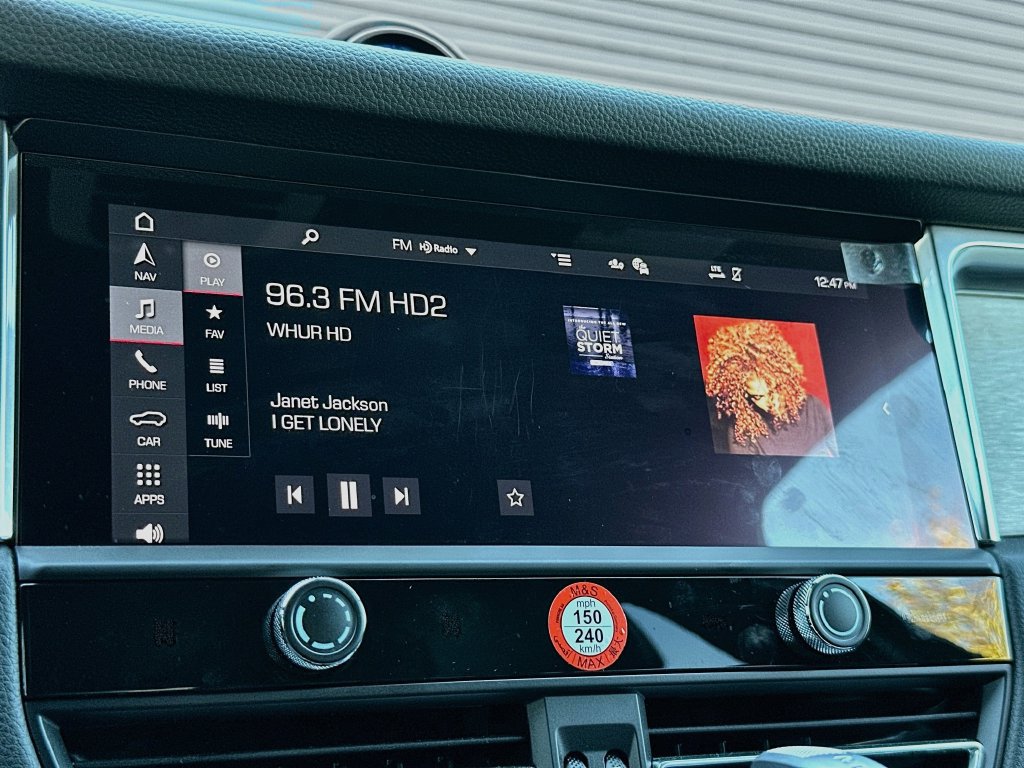Certified 2026 Porsche Macan AWD/4WD image 14