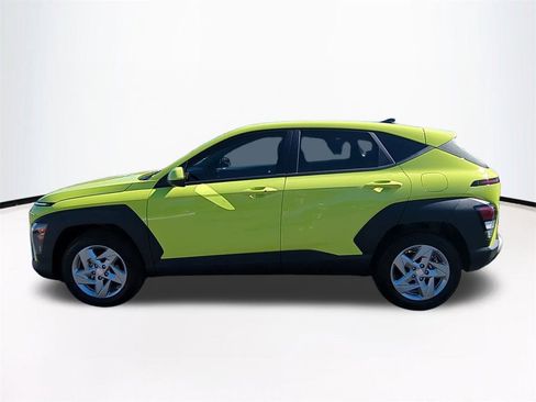 New 2026 Hyundai Kona SE image 8