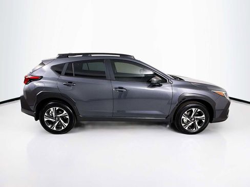 Used 2024 Subaru Crosstrek 2.0i Premium image 8