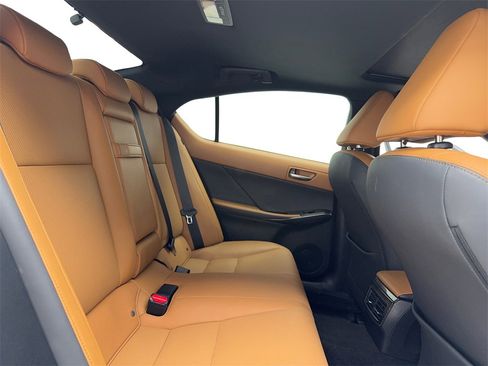 Used 2023 Lexus IS 300 300 CAM,SUNROOF,CLMT STS,BLIND image 39
