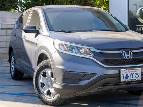 Used 2016 Honda CR-V LX image 3