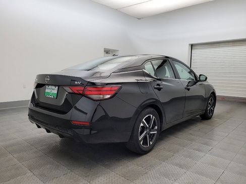 Used 2024 Nissan Sentra SV image 9
