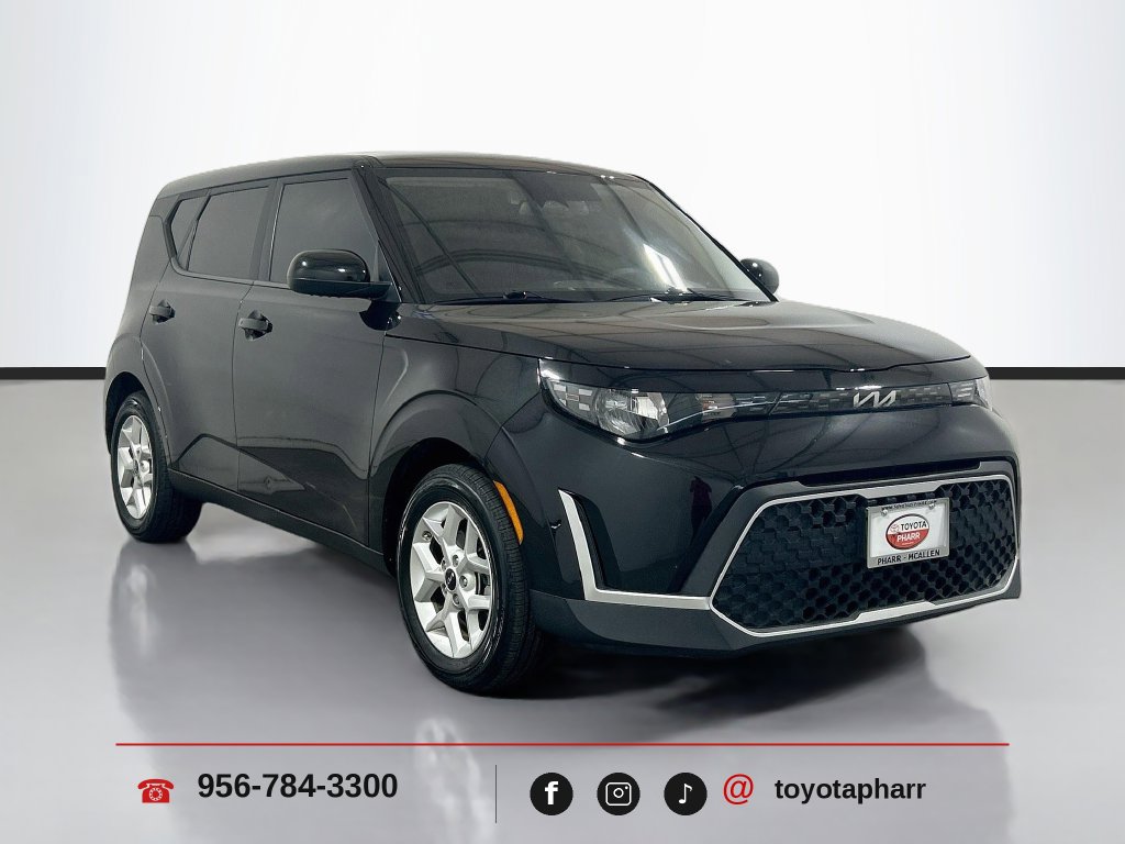 Used 2025 Kia Soul S FWD image 3