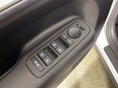 New 2026 Hyundai Santa Fe SE FWD image 18