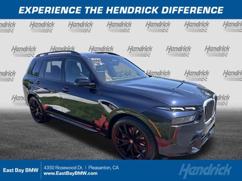 Used 2024 BMW X7 xDrive40i w/ M Sport Package AWD/4WD image 1