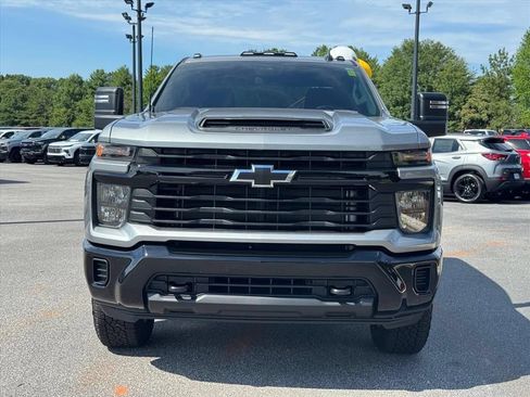 Used 2026 Chevrolet Silverado 2500 Custom w/ Custom Convenience Package AWD/4WD image 8