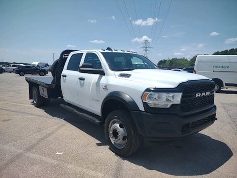 Used 2022 RAM 5500 Tradesman w/ Max Tow Package AWD/4WD image 3