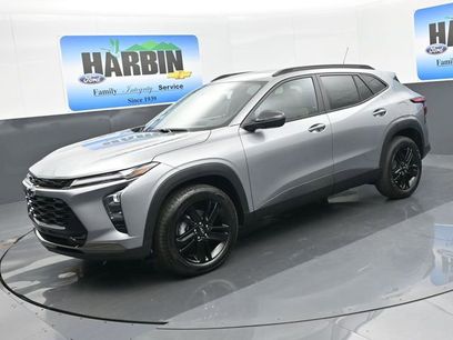 New 2026 Chevrolet Trax ACTIV w/ Sunroof Package