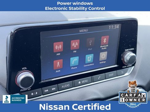 Certified 2025 Nissan Sentra S FWD image 10