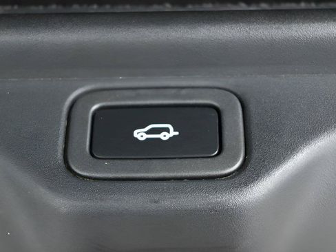 Used 2021 Land Rover Range Rover AWD/4WD image 17