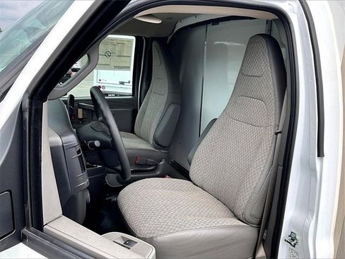 New 2025 Chevrolet Express 3500 w/ Power Convenience Package image 9