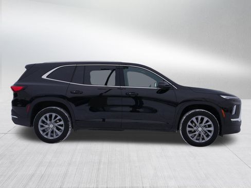 Used 2025 Buick Enclave Preferred image 8