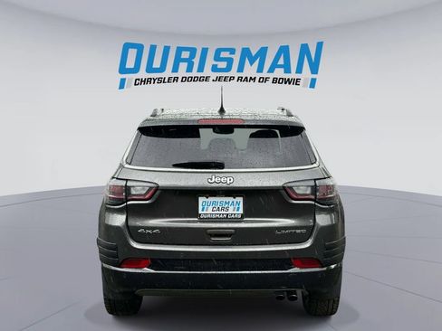 Used 2022 Jeep Compass Limited w/ Elite Group AWD/4WD image 3