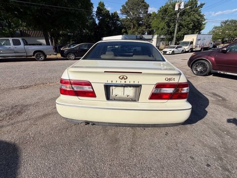 Used 1998 INFINITI Q45 Touring RWD image 6