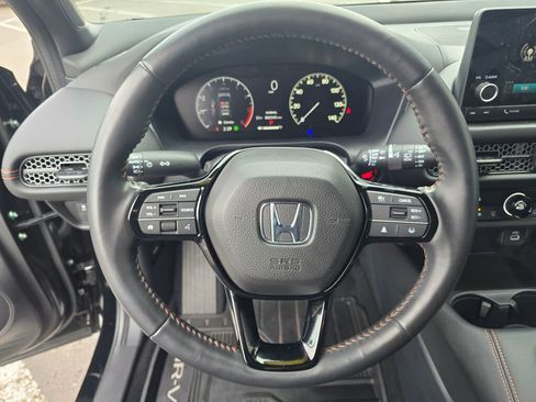 Certified 2025 Honda HR-V Sport image 23