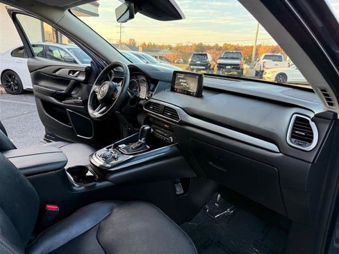 Used 2019 MAZDA CX-9 Touring w/ Touring Premium Package image 12