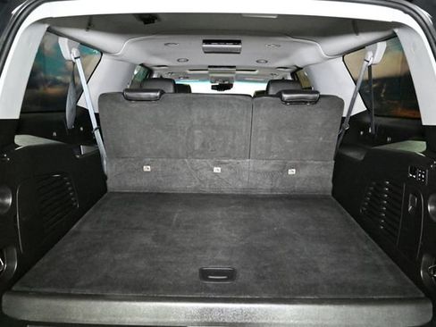 Used 2019 Chevrolet Suburban Premier AWD/4WD image 69