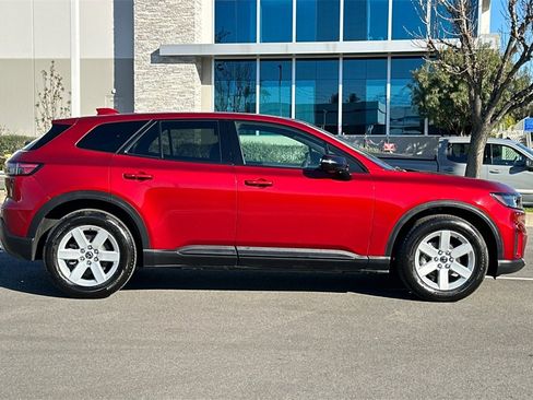 Certified 2024 Honda Prologue EX image 3