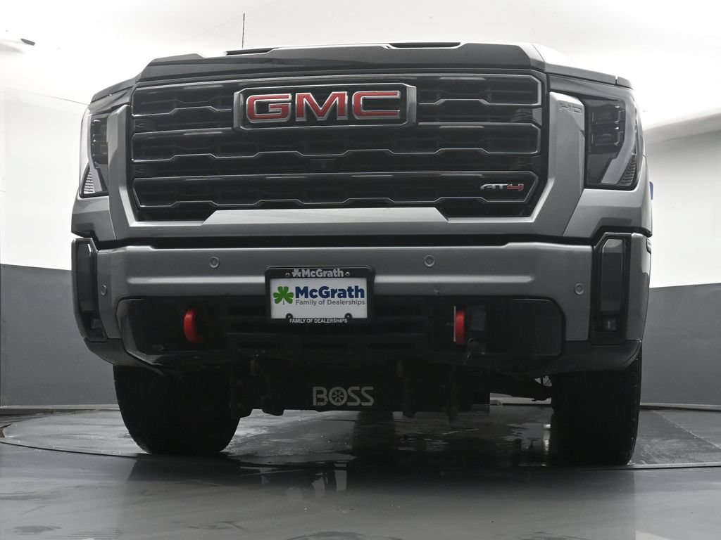 Used 2024 GMC Sierra 3500 AT4 w/ AT4 Premium Plus Package AWD/4WD image 7