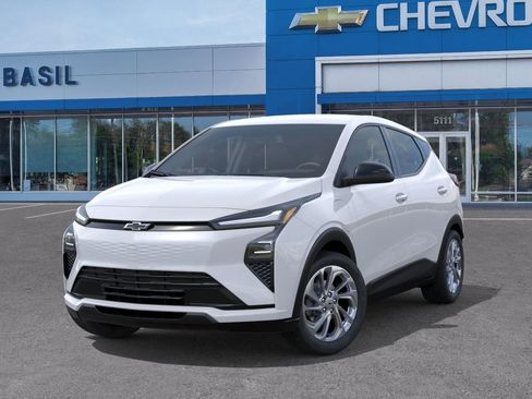 New 2027 Chevrolet Bolt LT w/ Comfort Package FWD image 6