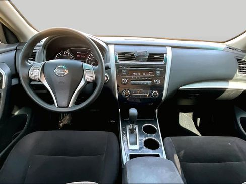 Used 2013 Nissan Altima 2.5 S FWD image 14