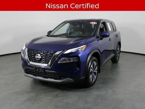 Certified 2022 Nissan Rogue SV FWD image 2