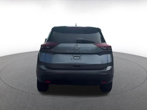 Used 2025 Nissan Rogue SV FWD image 12