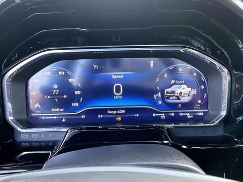 Used 2025 Chevrolet Silverado 1500 LT Trail Boss w/ Convenience Package II image 14