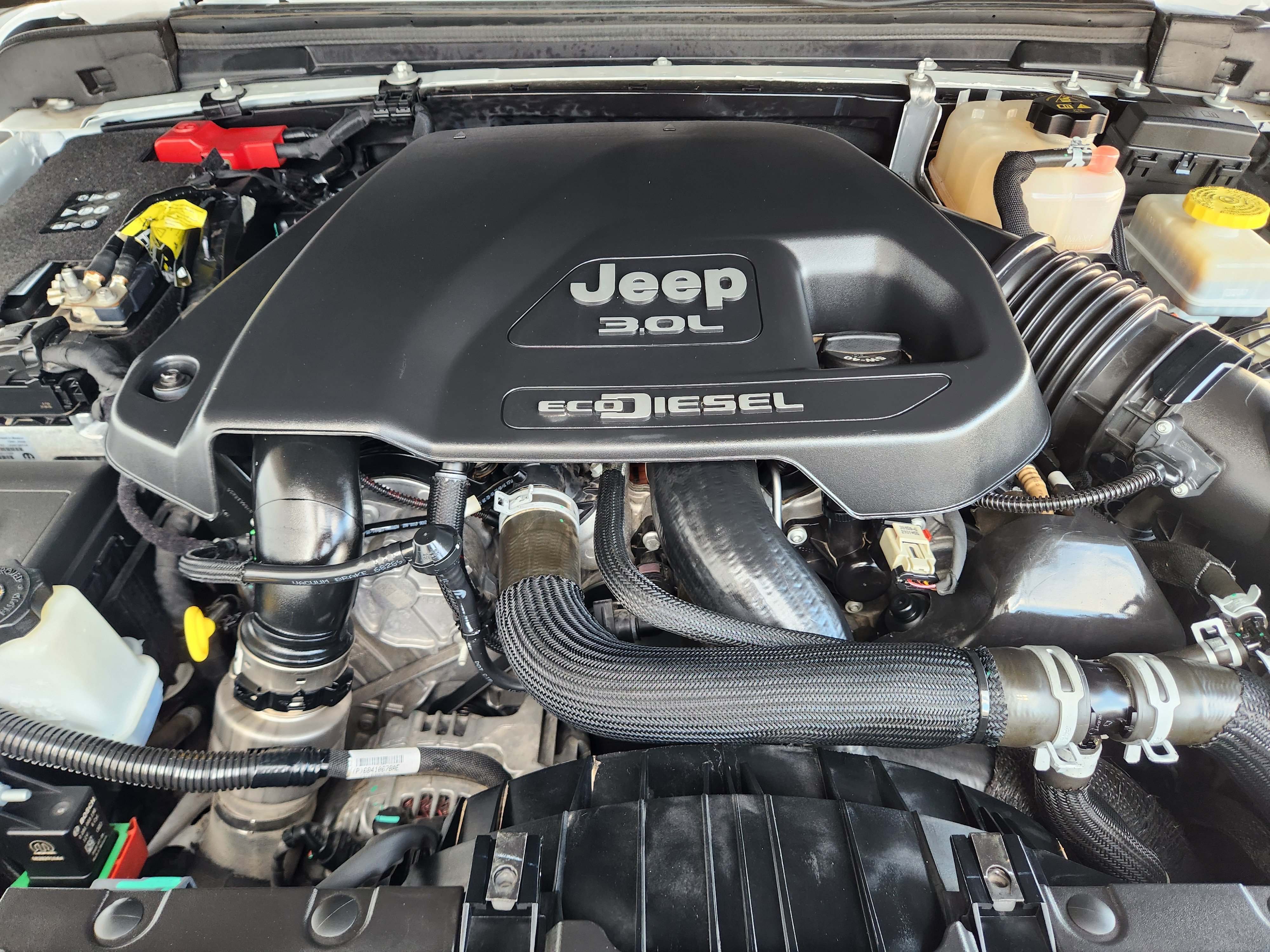 Used 2023 Jeep Wrangler Unlimited Rubicon AWD/4WD image 32