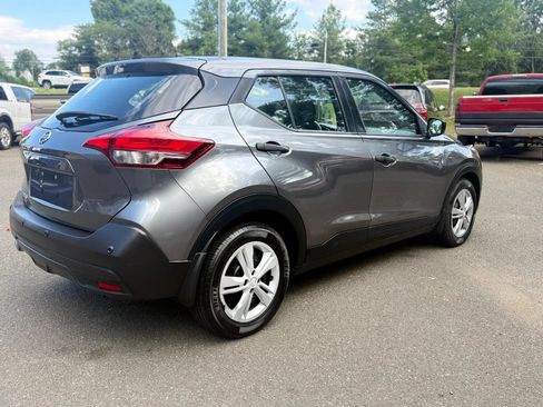 Used 2020 Nissan Kicks S FWD image 7