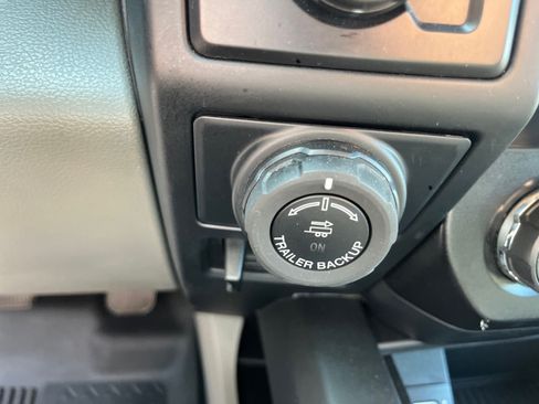 Used 2018 Ford F150 XL w/ Equipment Group 101A Mid AWD/4WD image 32