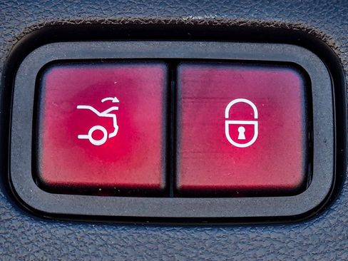 New 2026 Mercedes-Benz E 350 4MATIC image 33