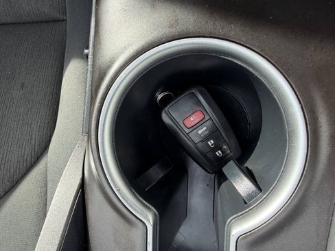 Used 2022 Toyota Camry LE w/ Convenience Package FWD image 23