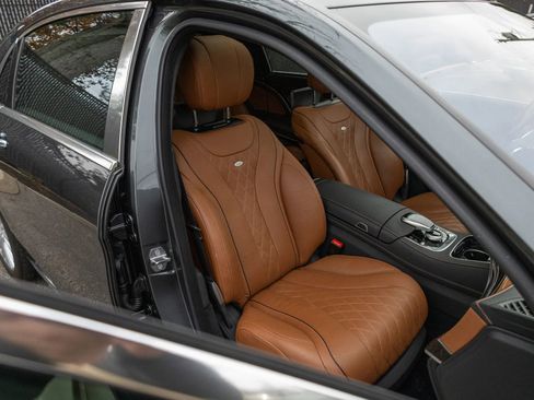 Used 2018 Mercedes-Benz Maybach S 560 4MATIC image 54
