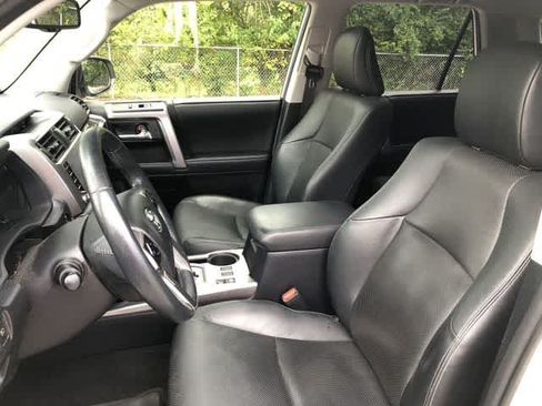 Used 2020 Toyota 4Runner Limited AWD/4WD image 18