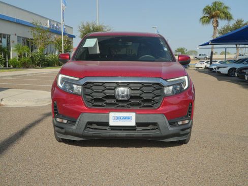 Used 2023 Honda Passport EX-L image 2