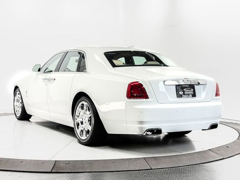Used 2014 Rolls-Royce Ghost RWD image 7