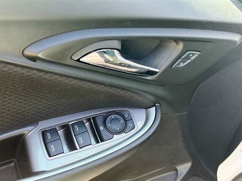 Used 2024 Chevrolet Malibu LS w/ Driver Confidence Package FWD image 17