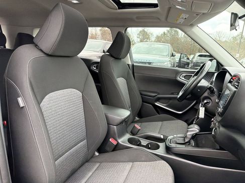 Used 2021 Kia Soul GT-Line image 18