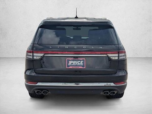 Used 2020 Lincoln Aviator Reserve w/ Elements Package Plus image 6